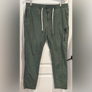 Vuori W XL Ripstop Pants Army Green Climbing Hiking Trail Performance Casual